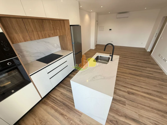 Apartamento T1 para Venda em Tavarede Foto 2