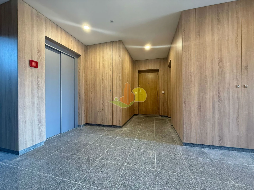 Apartamento T4 para Venda em Tavarede Foto 32