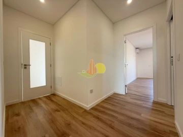 Apartamento T4 para Venda em Tavarede