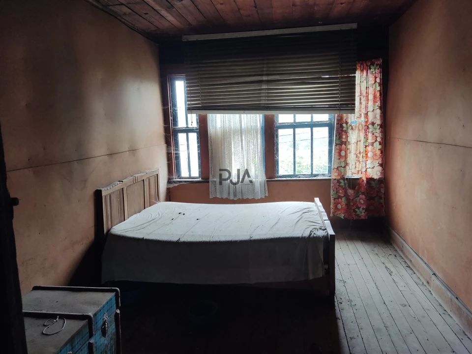 Moradia T5 para Venda em Sezures Foto 7