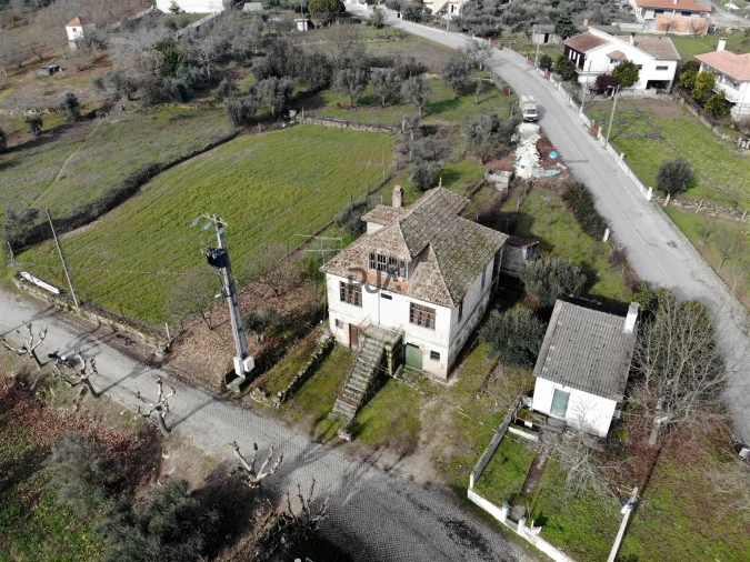 Moradia T5 para Venda em Sezures Foto 11