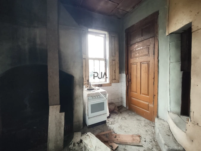 Moradia T5 para Venda em Sezures Foto 5