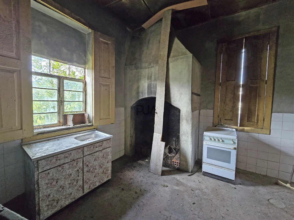 Moradia T5 para Venda em Sezures Foto 6