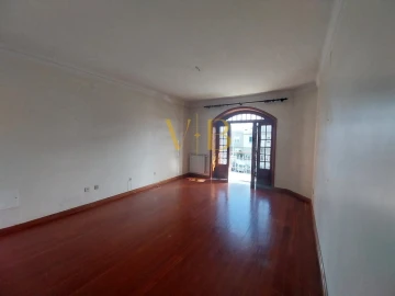 Moradia T4 para Venda em Póvoa de Varzim, Beiriz e Argivai