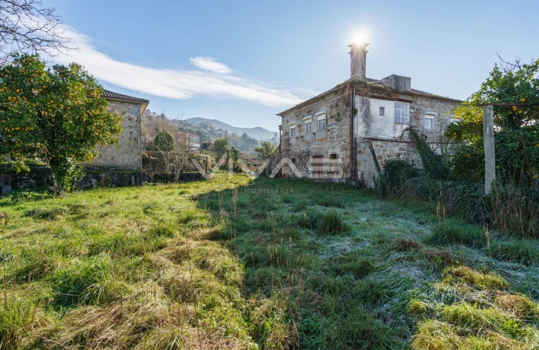 Quinta T6 para Venda em Caldelas, Sequeiros e Paranhos Foto 36