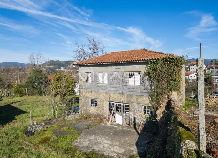 Quinta T6 para Venda em Caldelas, Sequeiros e Paranhos Foto 6