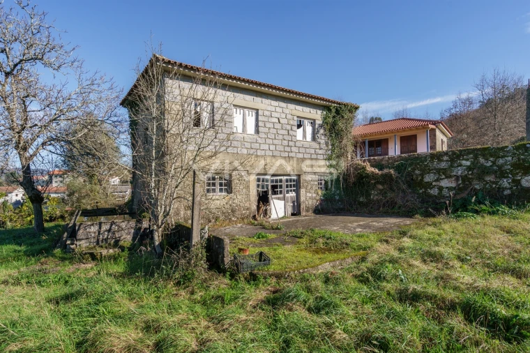 Quinta T6 para Venda em Caldelas, Sequeiros e Paranhos Foto 33