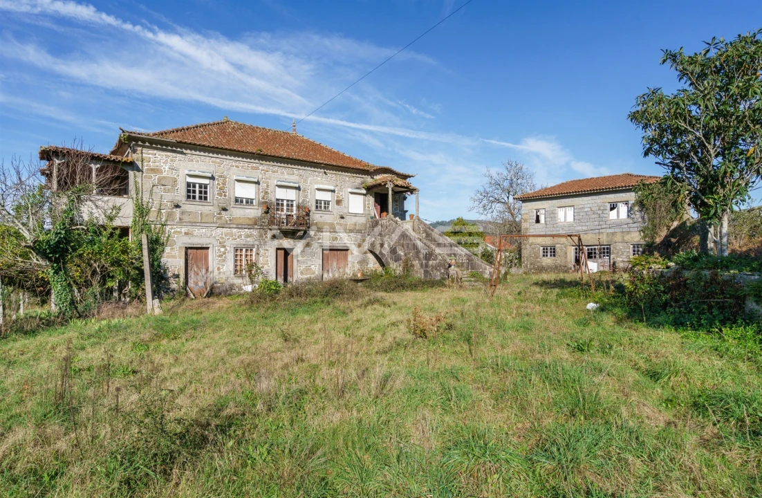 Quinta T6 para Venda em Caldelas, Sequeiros e Paranhos Foto 1