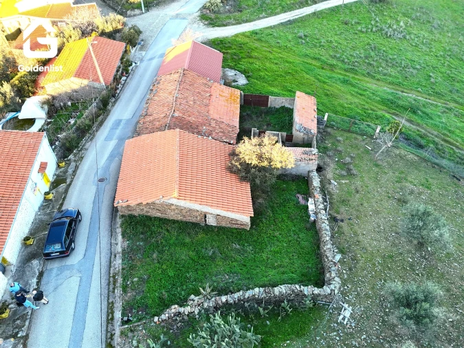 Moradia T0 para Venda em Rosmaninhal Foto 1