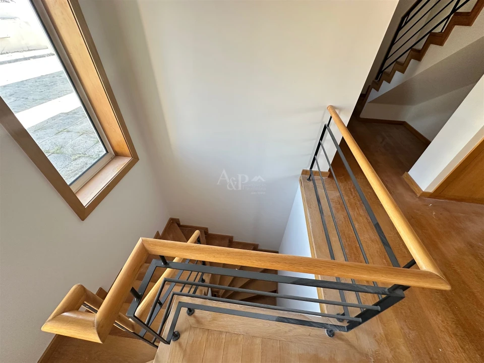 Apartamento T4 para Venda em Viseu Foto 7