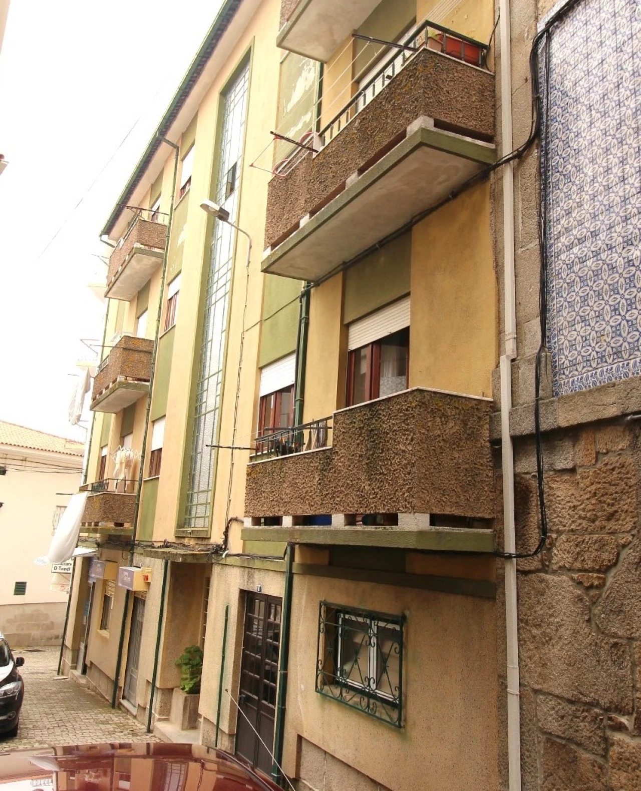 Loja para Venda em Gouveia (São Pedro e São Julião) Foto 6