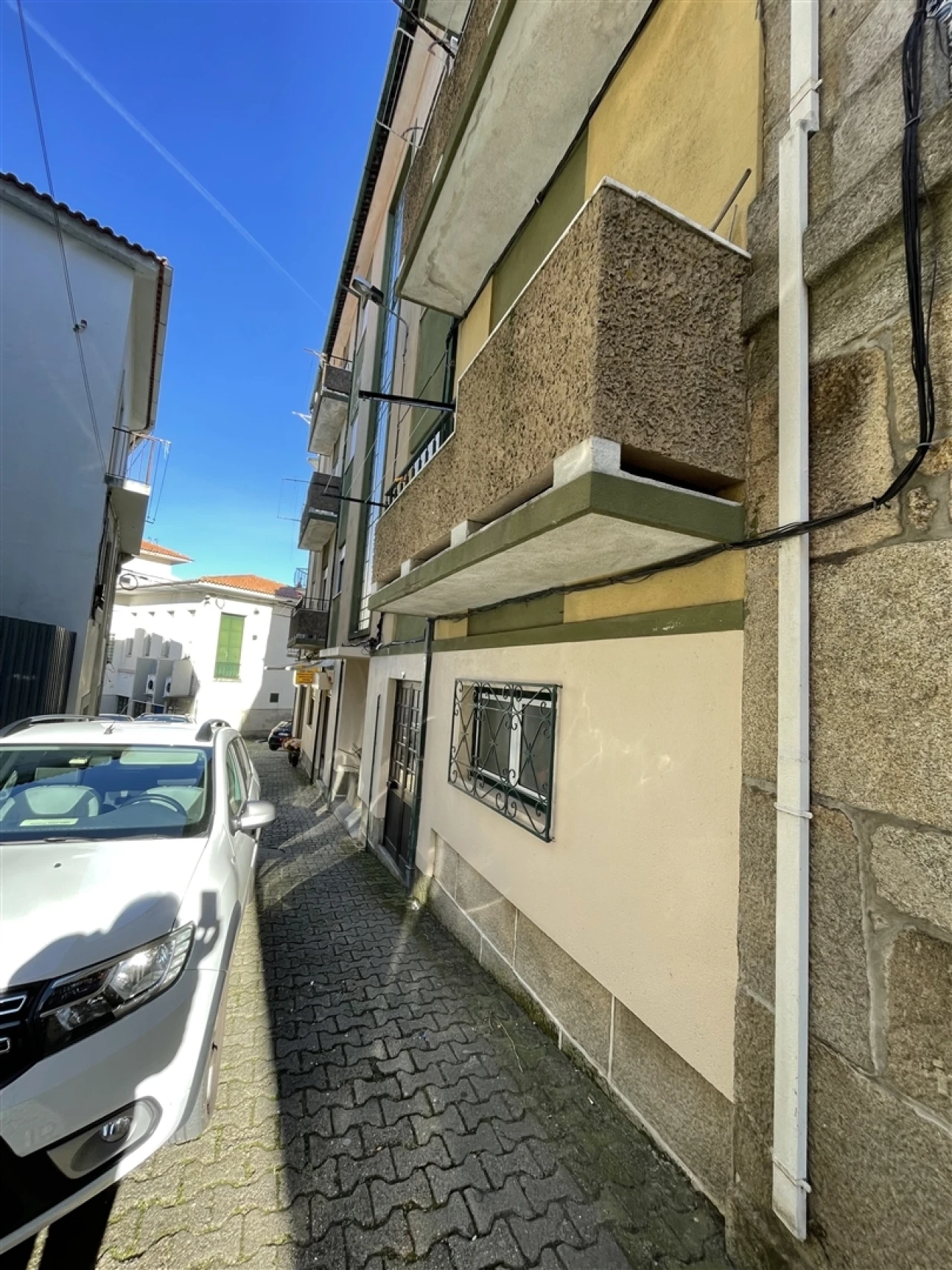 Loja para Venda em Gouveia (São Pedro e São Julião) Foto 4