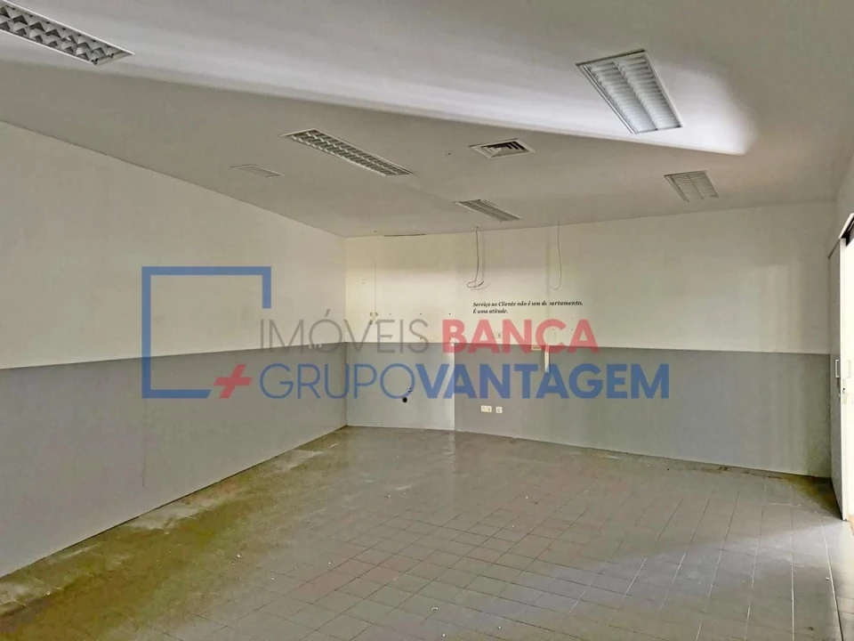 Loja para Venda em Marvila, Ribeira Santarém, São Salvador, São Nicolau Foto 11