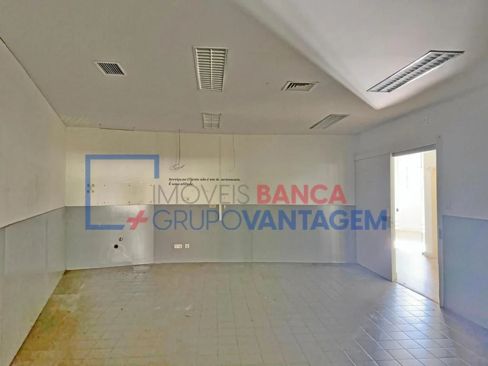 Loja para Venda em Marvila, Ribeira Santarém, São Salvador, São Nicolau Foto 20