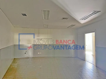 Loja para Venda em Marvila, Ribeira Santarém, São Salvador, São Nicolau