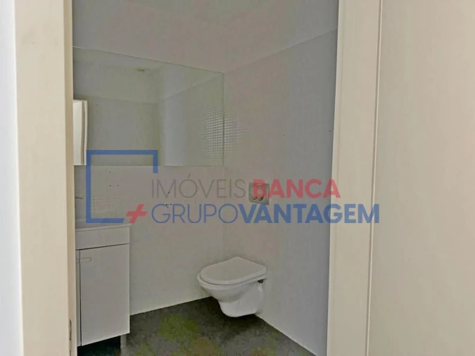 Loja para Venda em Marvila, Ribeira Santarém, São Salvador, São Nicolau Foto 7