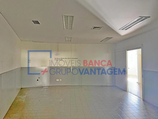 Loja para Venda em Marvila, Ribeira Santarém, São Salvador, São Nicolau Foto 20