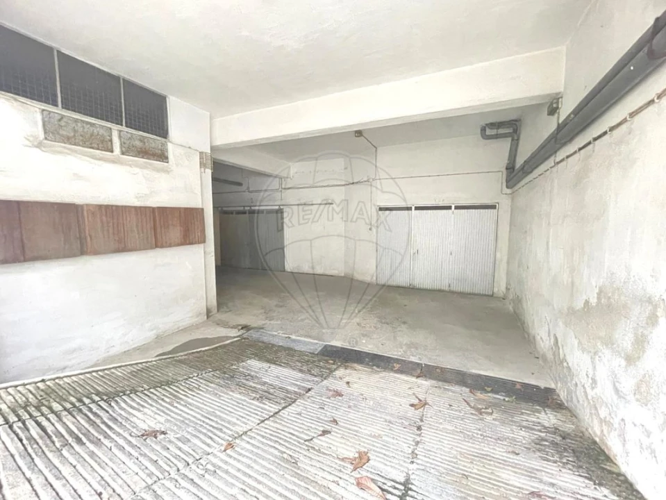 Garagem para Venda em Alto do Seixalinho, Santo André e Verderena Foto 4