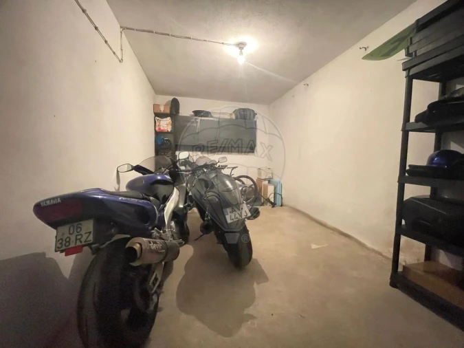 Garagem para Venda em Alto do Seixalinho, Santo André e Verderena Foto 6