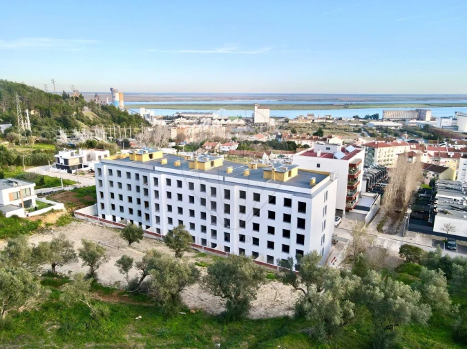 Apartamento T2 para Venda em Alverca do Ribatejo e Sobralinho Foto 7