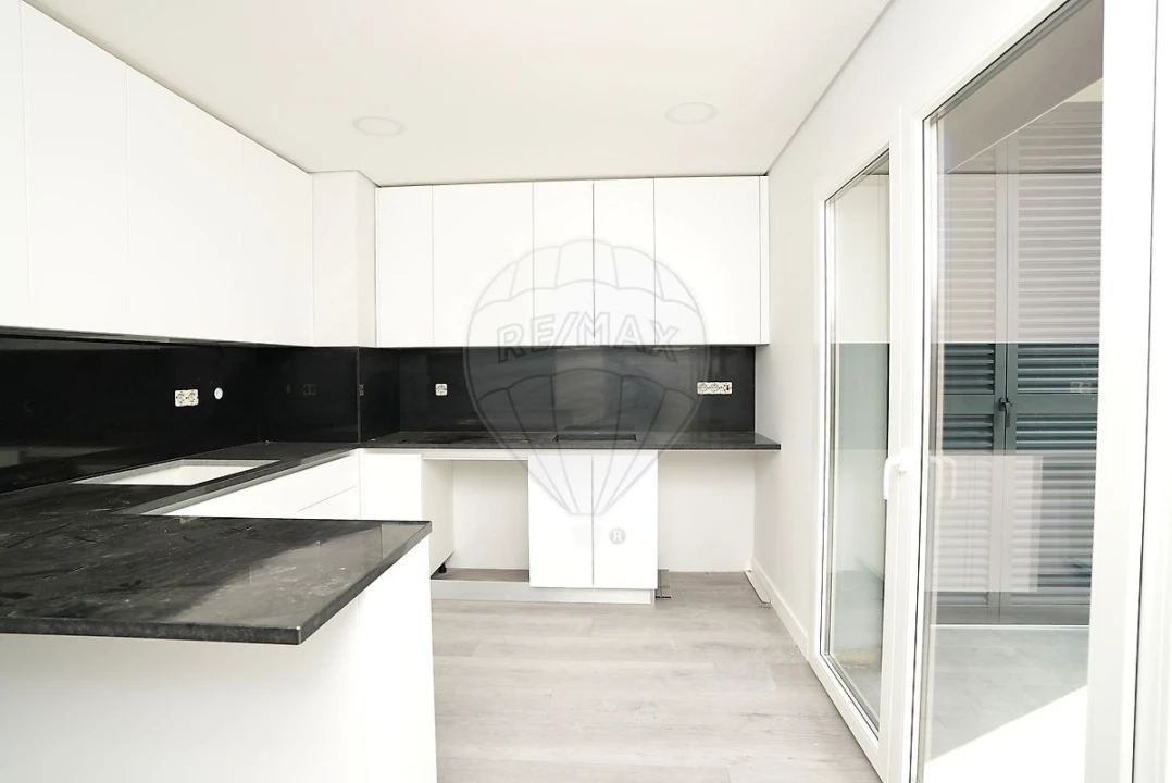 Apartamento T3 para Venda em Alverca do Ribatejo e Sobralinho Foto 5