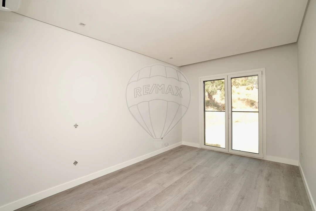 Apartamento T3 para Venda em Alverca do Ribatejo e Sobralinho Foto 24