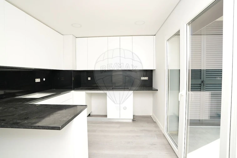 Apartamento T3 para Venda em Alverca do Ribatejo e Sobralinho Foto 5