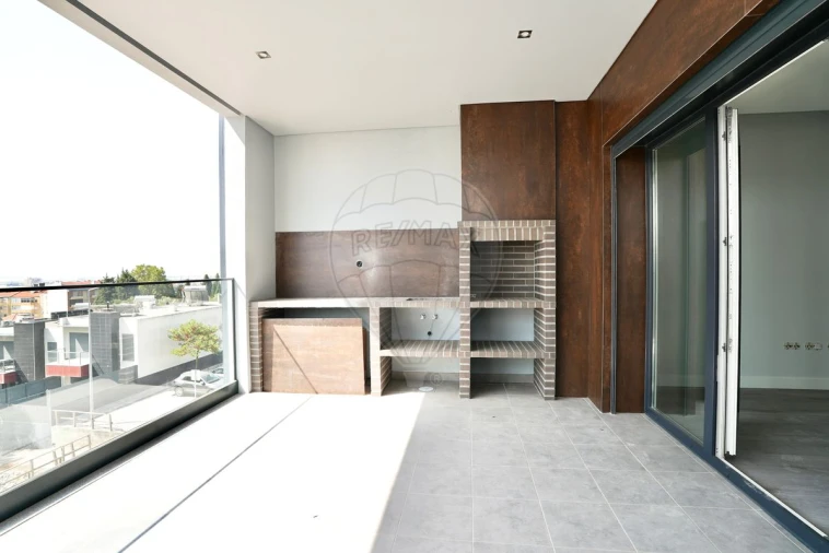 Apartamento T3 para Venda em Alverca do Ribatejo e Sobralinho Foto 10