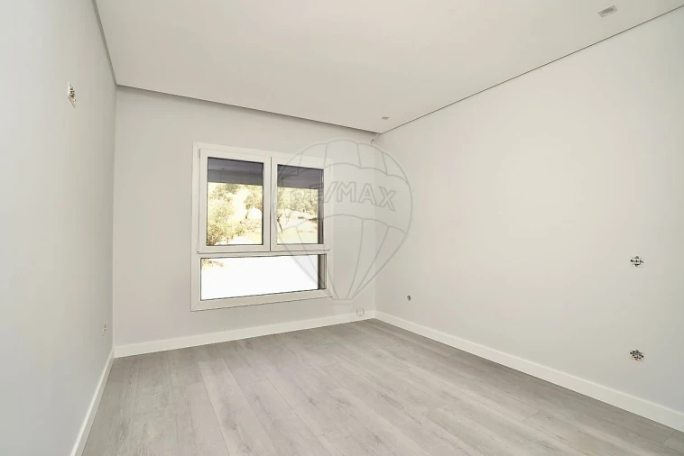 Apartamento T3 para Venda em Alverca do Ribatejo e Sobralinho Foto 18