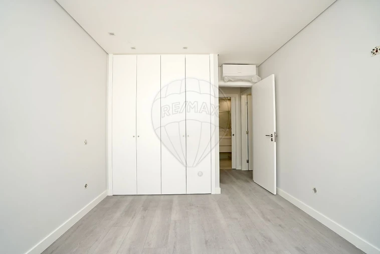 Apartamento T3 para Venda em Alverca do Ribatejo e Sobralinho Foto 23