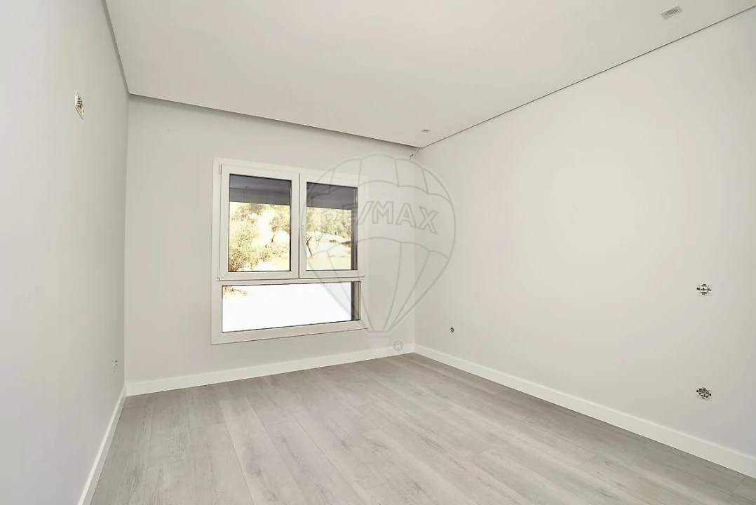 Apartamento T3 para Venda em Alverca do Ribatejo e Sobralinho Foto 18