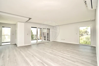 Apartamento T3 para Venda em Alverca do Ribatejo e Sobralinho