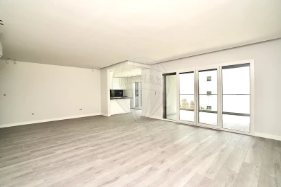 Apartamento T3 para Venda em Alverca do Ribatejo e Sobralinho