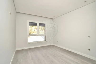 Apartamento T3 para Venda em Alverca do Ribatejo e Sobralinho