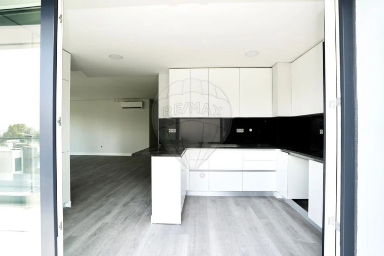Apartamento T3 para Venda em Alverca do Ribatejo e Sobralinho Foto 5