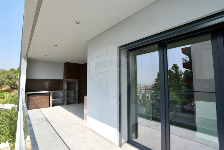 Apartamento T3 para Venda em Alverca do Ribatejo e Sobralinho Foto 14