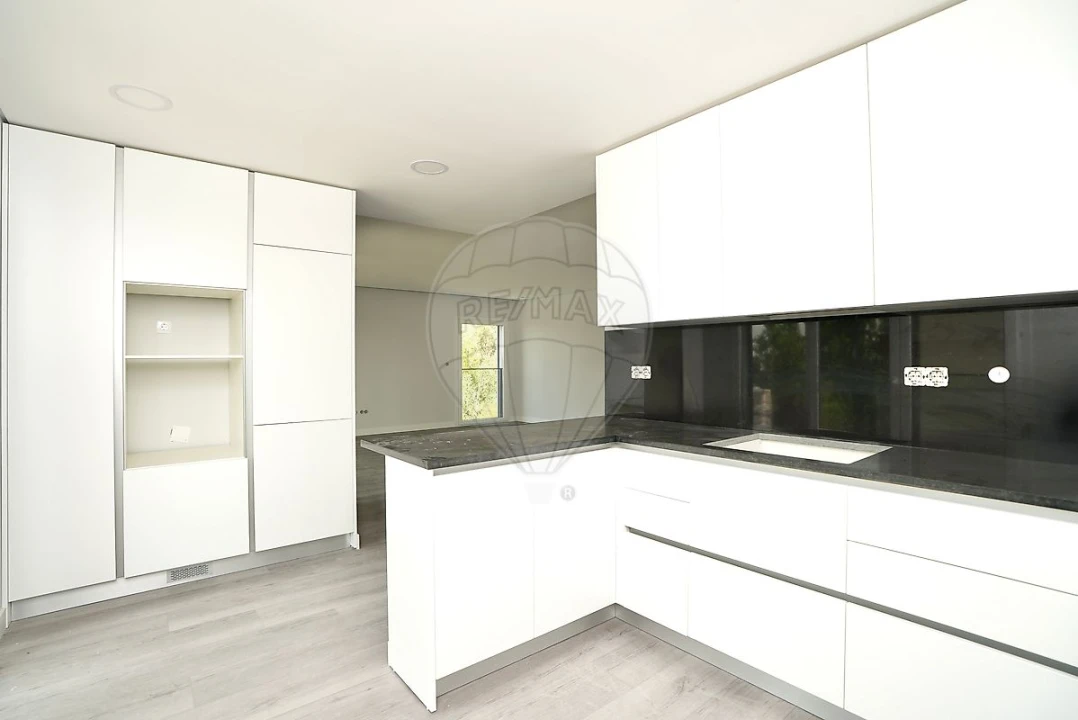 Apartamento T3 para Venda em Alverca do Ribatejo e Sobralinho Foto 2