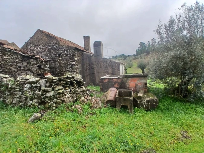 Moradia T2 para Venda em Proença-A-Nova e Peral Foto 12
