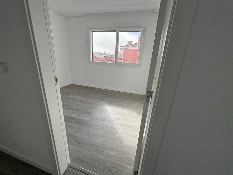 Moradia T4 para Venda em Fernao Ferro Foto 10