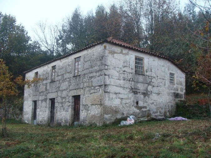 Moradia T3 para Venda em Miranda Foto 3