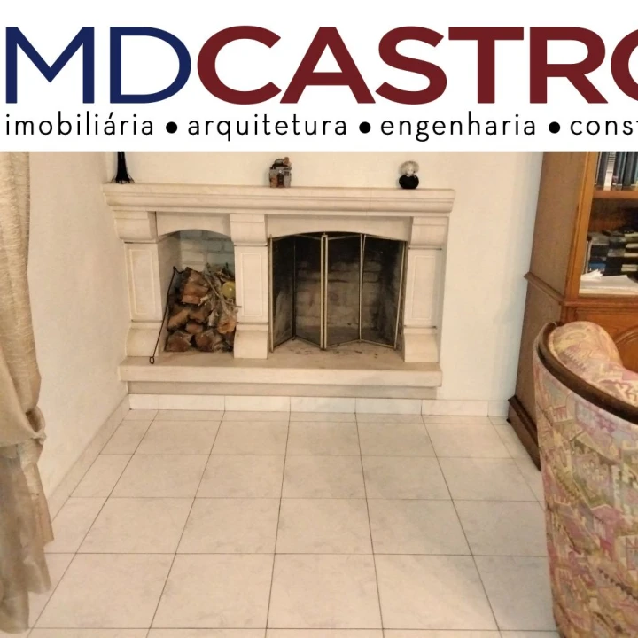 Moradia T5 para Venda em Miranda Foto 16