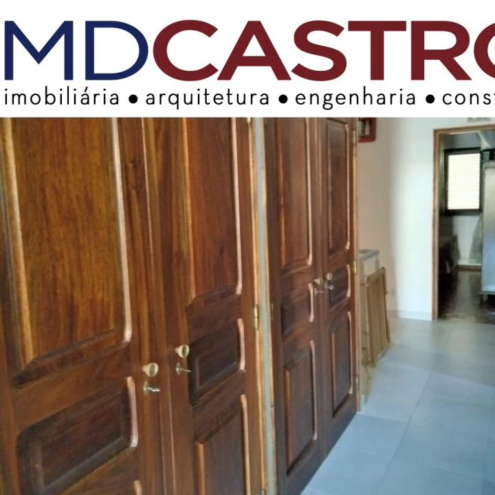 Moradia T5 para Venda em Miranda Foto 20