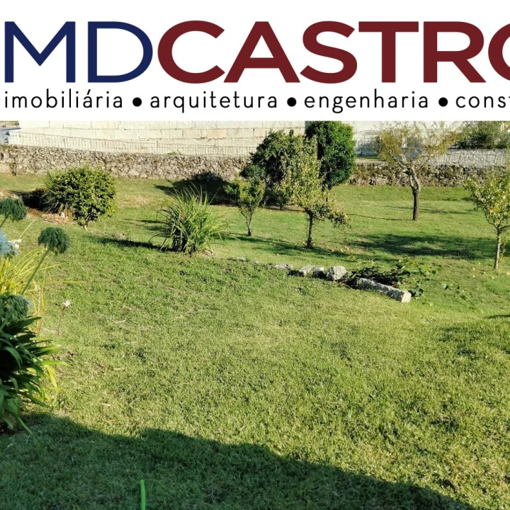 Moradia T5 para Venda em Miranda Foto 6