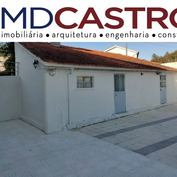 Moradia T5 para Venda em Miranda Foto 8