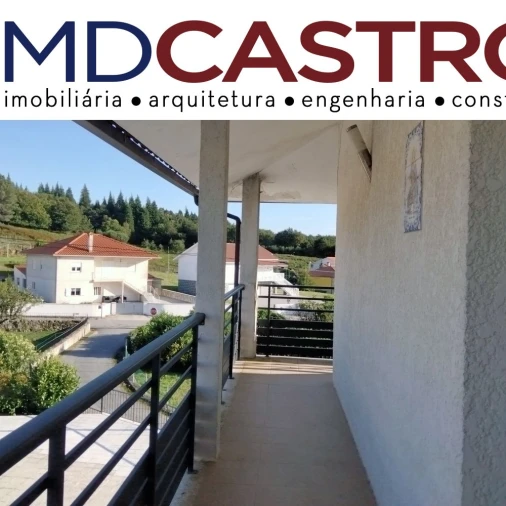 Moradia T5 para Venda em Miranda Foto 14