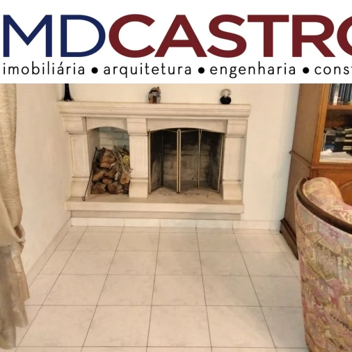 Moradia T5 para Venda em Miranda Foto 16