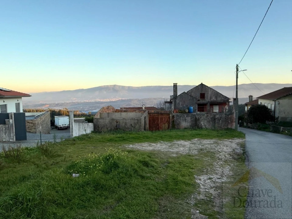 Moradia T3 para Venda em Semide e Rio Vide Foto 5