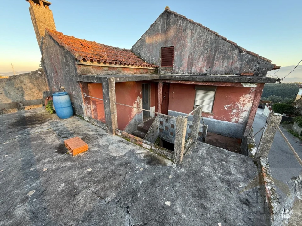 Moradia T3 para Venda em Semide e Rio Vide Foto 12