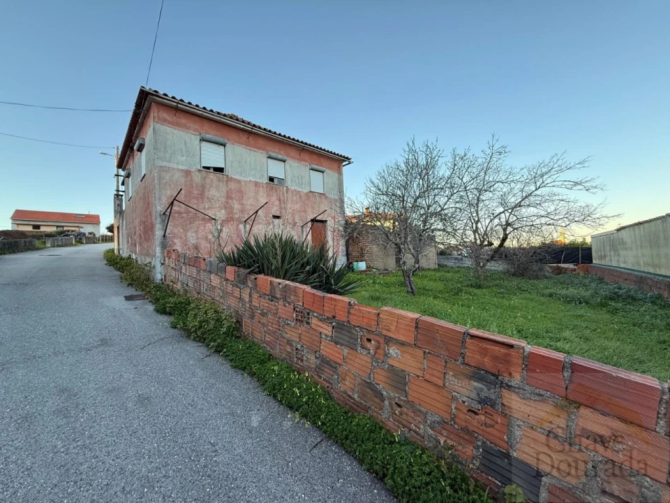 Moradia T3 para Venda em Semide e Rio Vide Foto 1