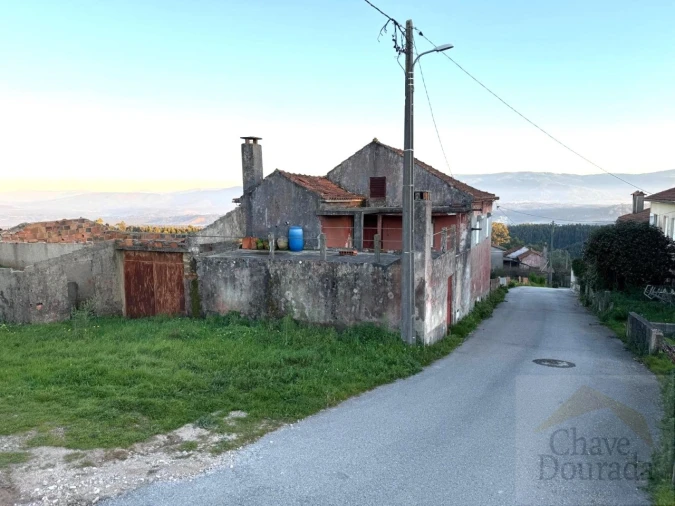 Moradia T3 para Venda em Semide e Rio Vide Foto 4